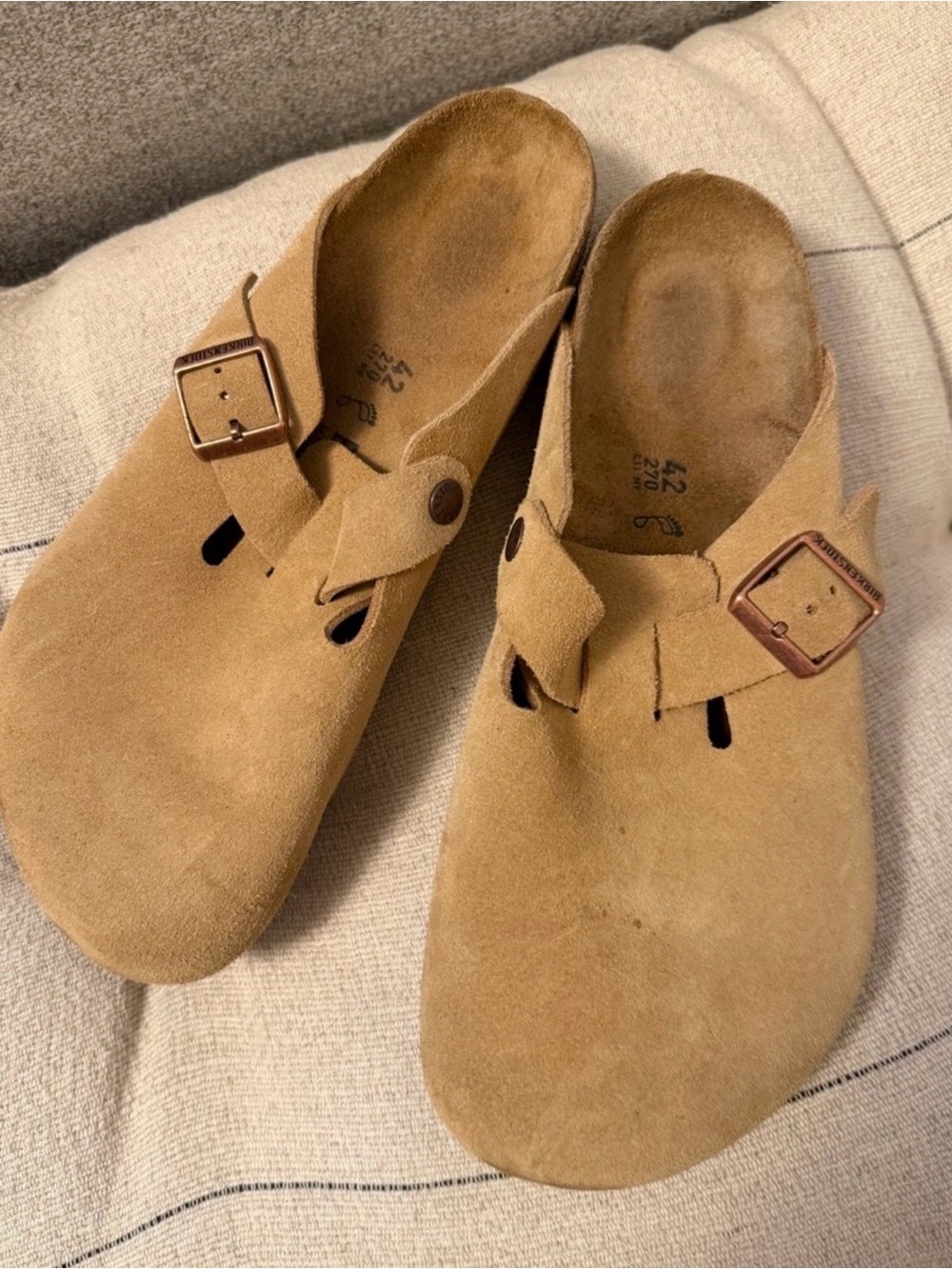 Birkenstock Suede Bostons for Fall outfits!
